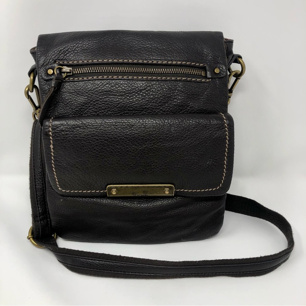 The Sak Chocolate Brown Leather Flap Messenger Bag Crossbody Purse